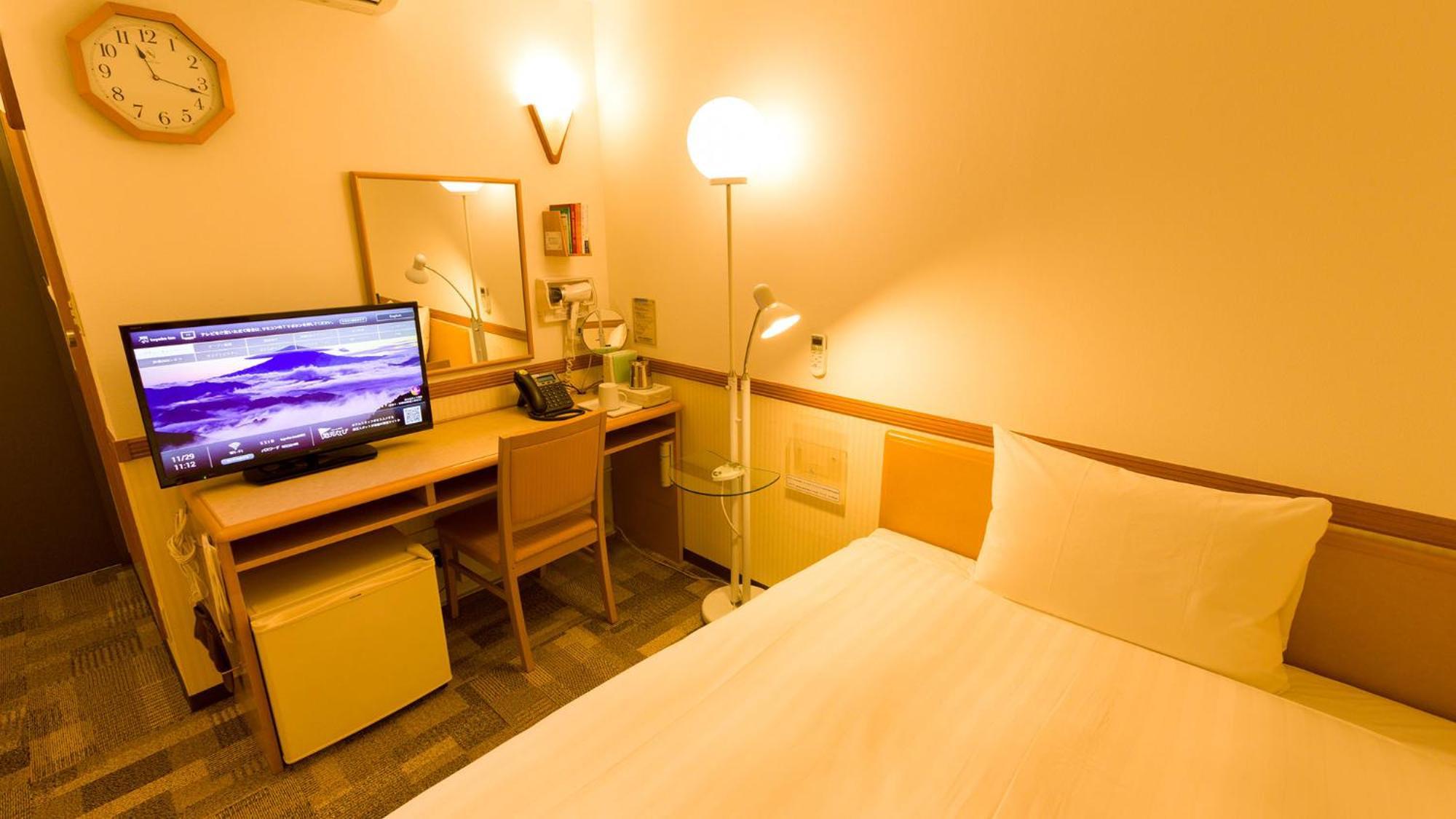 Toyoko Inn Okinawa Naha Asahibashi Ekimae Room photo