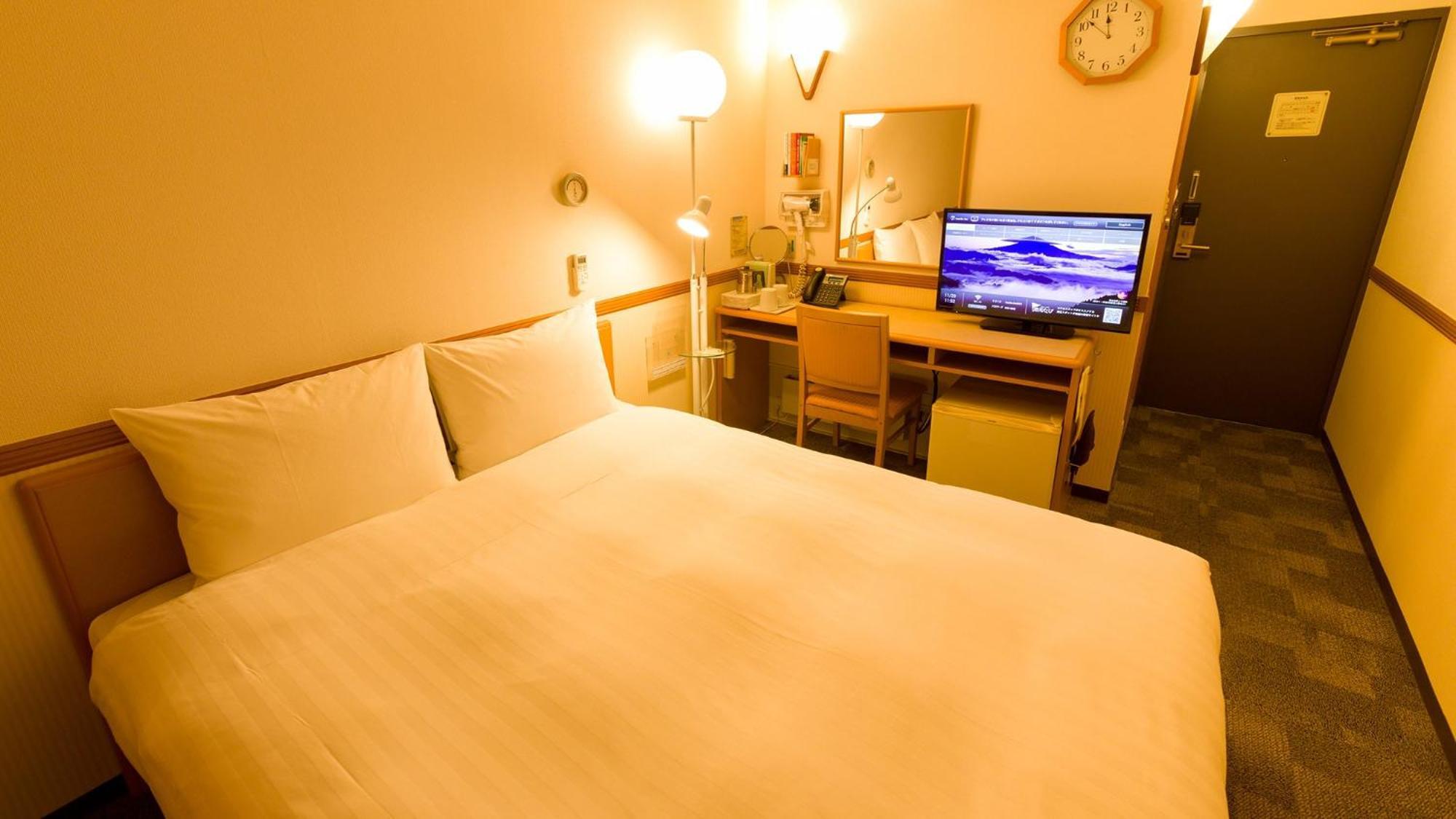 Toyoko Inn Okinawa Naha Asahibashi Ekimae Room photo